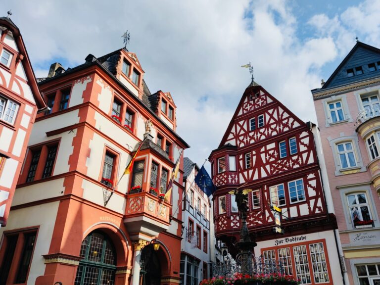 Deutschland, Mosel, Bernkastel-Kues mit Kindern, Moselurlaub mit Kindern, Glamping Mosel